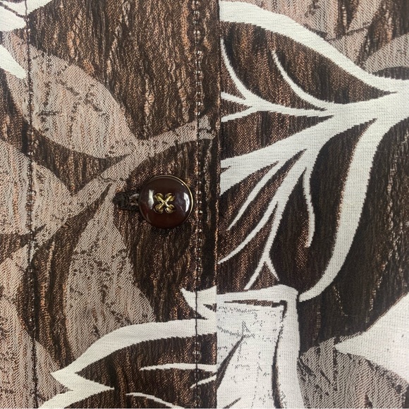 St John Leaf Print Short Sleeve Light Weight Jacket - Picture 6 of 16